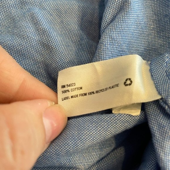 !!3 for $20!! Gap blue long sleeve button down - Picture 4 of 5